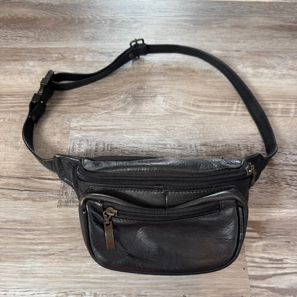 Vintage 90s Genuine Leather Black Belt Bag Fanny Pack Waist Bag Y2K Minimalist